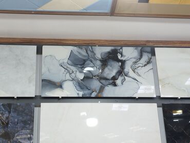 islemis kafel: Mərmər effektli keramika plitələri – böyük ölçülü, yüksək parlaq