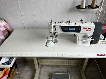 Техника и электроника: Швейная машина Швейно-вышивальная, Автомат