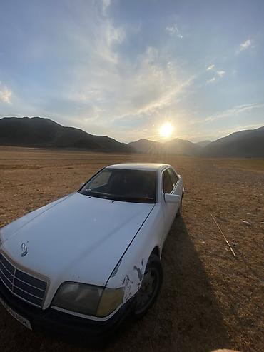 cl class: Mercedes-Benz C-Class: 1994 г., Газ, Седан — 1