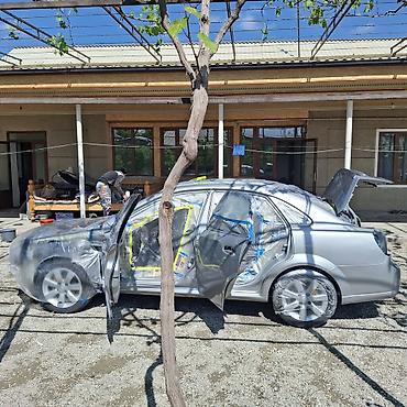 saab 93: Седан класса C, серебристый цвет кузова. Компактные размеры и удобная — 10