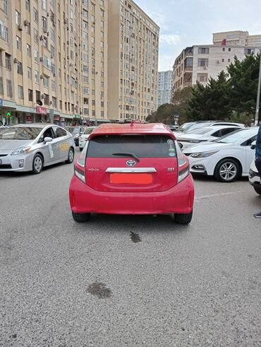 prius arenda verilir: 35 AZN icareye verilir 2020 çi il