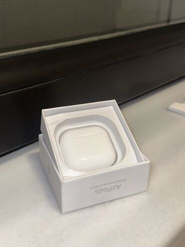 купить чехол на airpods: İşlənmiş Simsiz (Bluetooth) Qulaqcıqlar, Apple, rəng - Ağ