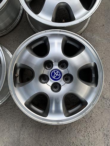Диски: Литые Диски R 16 Toyota, Комплект, отверстий - 5, Б/у — 4