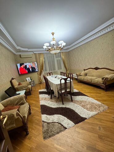 mikrorayonda satilan evler: 3 комнаты, Новостройка, 133 м²