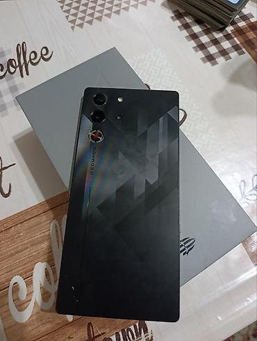 ZX: ZTE Red Magic 10 Pro, Б/у, 256 ГБ, цвет - Черный, 1 SIM, 2 SIM — 4