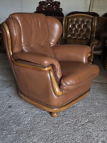 Stilske garniture: Kožna garnitura za dnevni boravak – set 1 - Sastav: trosed sa tri — 10