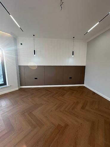 Продажа коттеджей и домов: Продаётся двухэтажный дом в Арча-Бешике! Площадь дома — 300 м² Участок — 10