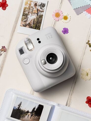 Фотоаппараты: Instax mini 12 Состояние: 10/10 В комплекте: коробка, инструкции и