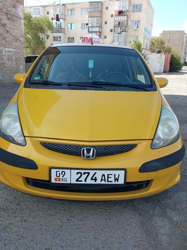 срочно продать машину: Honda Jazz: 2006 г., 1.3 л, Механика, Бензин, Хетчбек