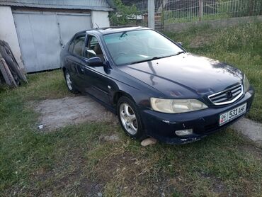 Honda: Honda Accord: 2002 г., 2 л, Типтроник, Бензин, Хэтчбэк