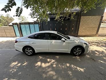 sonata: Hyundai Sonata: 2022 г., Газ, Лифтбек — 3