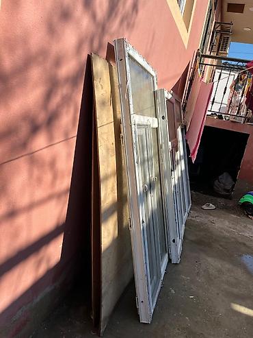 plastic qapi: PVC pəncərə və qapı blokları – bir neçə ədəd dəst Xüsusiyyətlər: - Ağ — 5