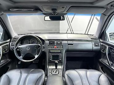 Mercedes-Benz: Mercedes-Benz E-Class: 2000 г., 5.5 л, Автомат, Бензин, Седан at lalafo.kg — 14 Mercedes-Benz: Mercedes-Benz E-Class: 2000 г., 5.5 л, Автомат, Бензин, Седан — 14