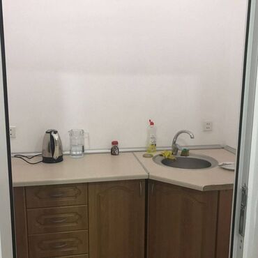 Digər kommersiya daşınmaz əmlakı: Hər şaraiti olan gözəllik salonu icarəyə verilir 50 kv — 8