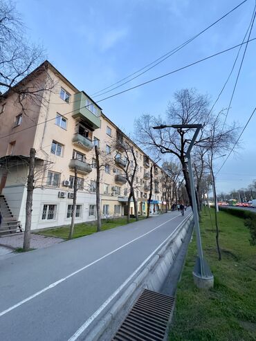 продается 2 комнатная квартира рядом ул ахунбаева: 2 комнаты, 41 м², Индивидуалка, 4 этаж, Старый ремонт