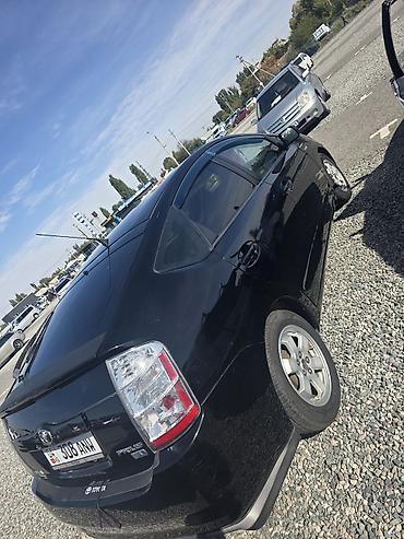 Toyota: Toyota Prius: 2006 г., 1.5 л, Гибрид — 4