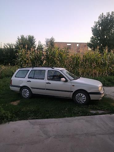 полик 5 д: Volkswagen Golf Variant: 1993 г., 1.8 л, Механика, Бензин, Универсал — 4