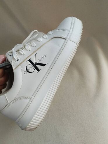 Women's Sneakers and athletic shoes: Calvin Klein, 38, bоја - Bela — 14