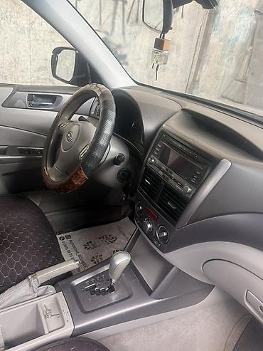 форестер 2009: Subaru Forester: 2010 г., 2.5 л, Автомат, Бензин, Кроссовер — 7
