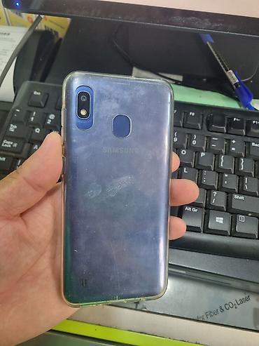 ipad qiymeti: Samsung Galaxy A10, 32 GB, rəng - Göy, Sensor — 1
