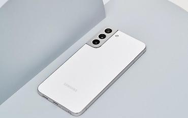 note 3: Samsung Galaxy S22+ (серия S22) - Дисплей 6.6" Dynamic AMOLED 2X — 2