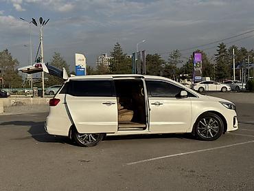 карниваль: Kia Carnival: 2019 г., 2.2 л, Автомат, Дизель, Минивэн — 9