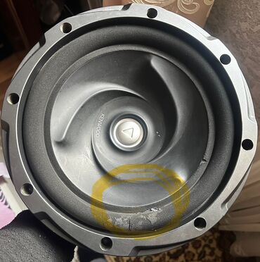 dubayda iphone 16 pro max qiymeti: Kenwood 1000watt,cox gözel effekti var,kenar rezininde yügül kley