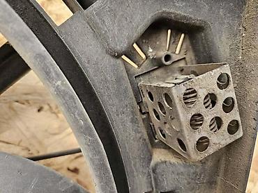 rep za sirene: VENTILATOR 1.4 72KW REOSTAT ZA RENAULT CLIO OD 2001. DO 2003. GOD — 3