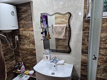 Продажа коттеджей и домов: 🏡 **Продаётся мансардный дом** 📍 Локация: Новопавловка, ул. Кирова 📐 — 7