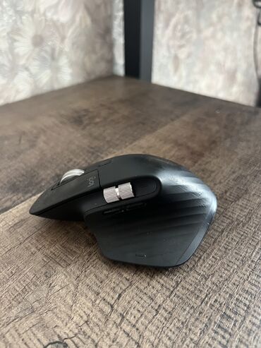 купить очки компьютерные: Мышь Logitech MX Master 3
Мышка в отличном состоянии, с подзарядкой