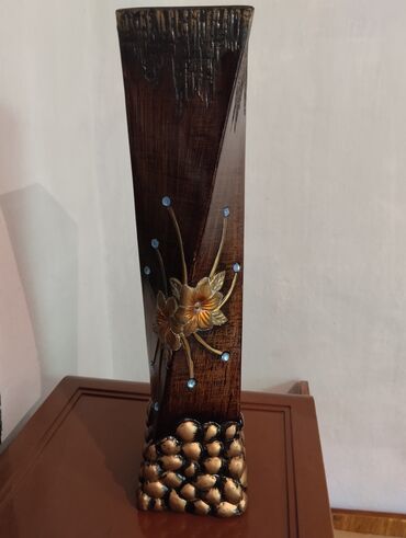 декоративная ваза: Продам вазу новая высота 47 см с Беловодское