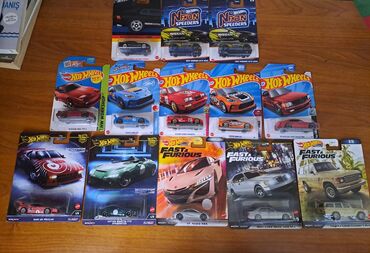 robot oyuncaq: Hot Wheels tərəfindən istehsal olunan bu kolleksiya oyuncaq avtomobil