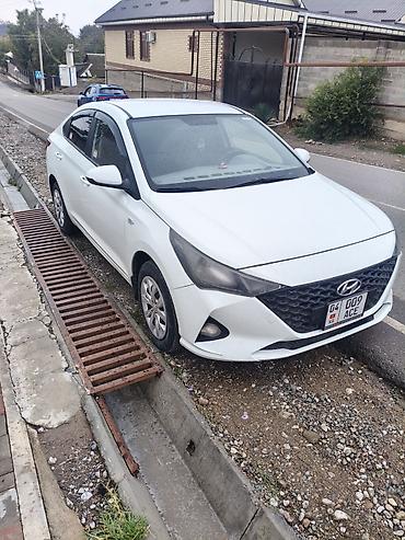 Hyundai Solaris: 2020 г., 1.6 л, Автомат, Бензин, Седан — 2