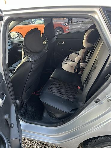 Kia: Kia Rio: 2017 г., 1.4 л, Автомат, Бензин, Хэтчбэк — 8