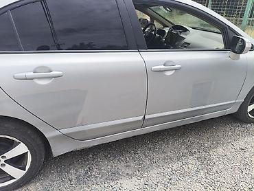 civik: Honda Civic: 2006 г., 1.3 л, Вариатор, Гибрид, Седан — 7