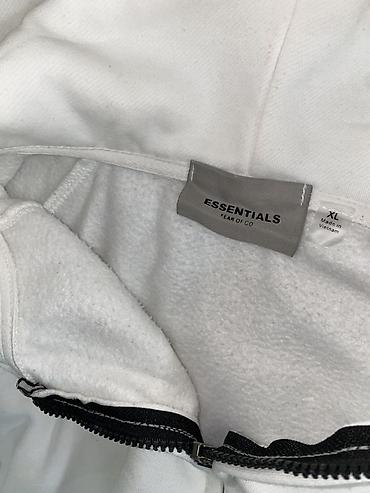 верхняя одежда женская: ESSENTIALS by Fear of God — белая худи на молнии с капюшоном. - — 3