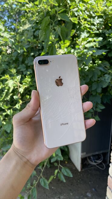 кабель от айфона: IPhone 8 Plus, Колдонулган, 64 ГБ, White Titanium, 74 %