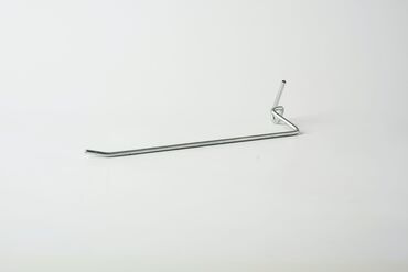 Комплектующие для торгового оборудования: Крючки, кронштейны и полкадержатели для Эконом — 8