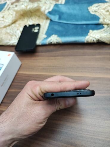xiomi 6: Xiaomi 12, 128 ГБ, цвет - Серый, 
 Две SIM карты, Отпечаток пальца, Face ID