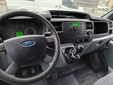 Ford: Ford Transit: 2.4 l | 2006 il Van body type