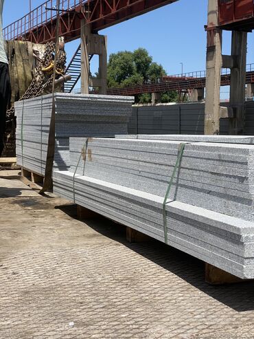 Фасадные работы: Ремонт фасада, Утепление фасада, Фасадный декор | Балясины, Рамки | Жидкий травертин, Мрамор, Сары-Таш | Базальт Больше 6 лет опыта — 8