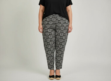 kombinezon zimowy f f: Material trousers for women, size 6XL
