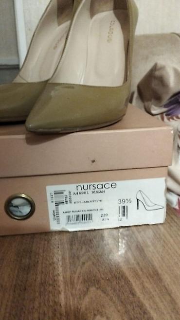 Qadın ayaqqabıları: Ölçü: 39.5, İşlənmiş — 3
