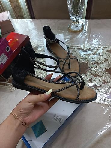 melek sepler instagram: Qadınlar üçün zərli sandalet (son qiymetdir)/razmer 38 - Rəng: qara — 2
