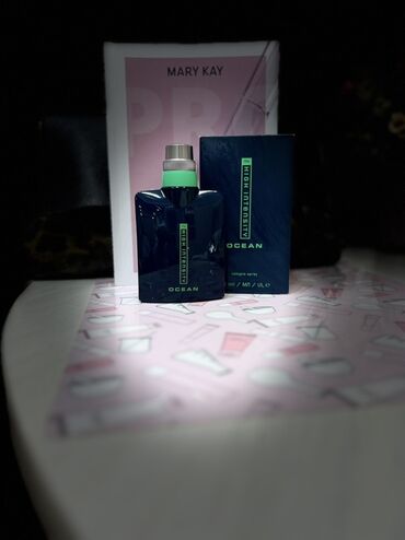 слансы мужские: Мужской одеколон Mary Kay High Intensity Ocean в прямоугольном флаконе