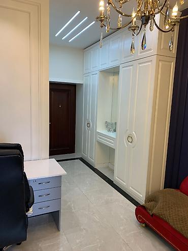 Mənzillər: Naxcıvane recidence 19/17 2 otaq Əşyalı 70 kv Kirayə 1200 Azadlıq — 10