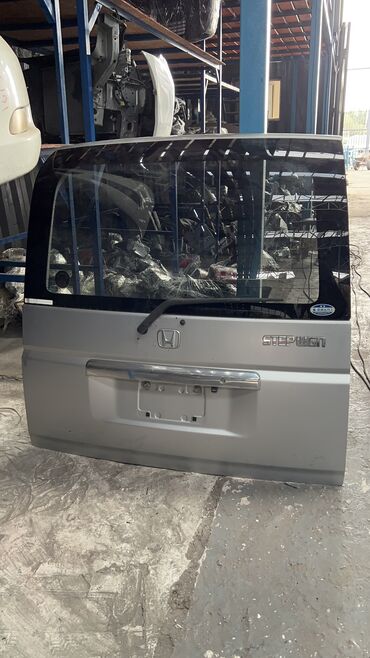 Крышки багажника и комплектующие: Крышка багажника Toyota, Б/у, Оригинал — 19