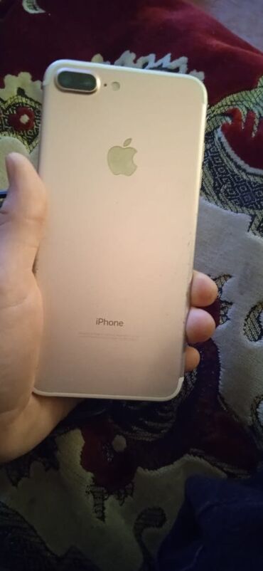 iphone 4 s: IPhone 7 Plus, 32 GB, Gümüşü, Zəmanət, Kredit, Qırıq