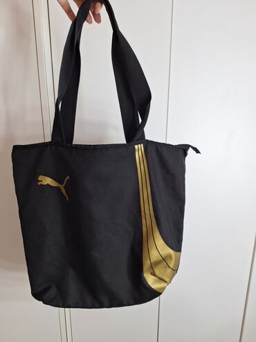iz amerike kvalitetna manja torba tamnozeleni: Puma torba nosena jednom!