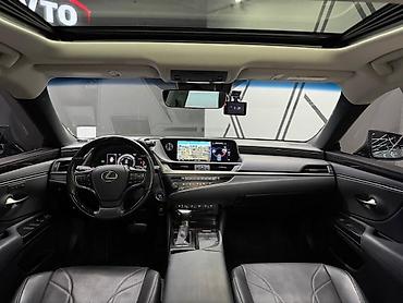 Lexus: Lexus ES: 2019 г., Гибрид, Седан — 10